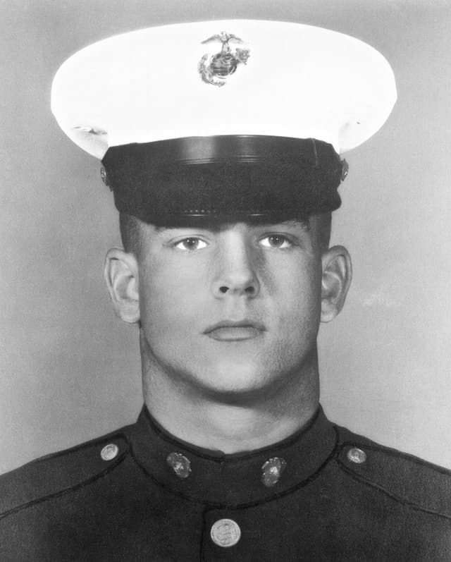 Maxam, Larry Leonard